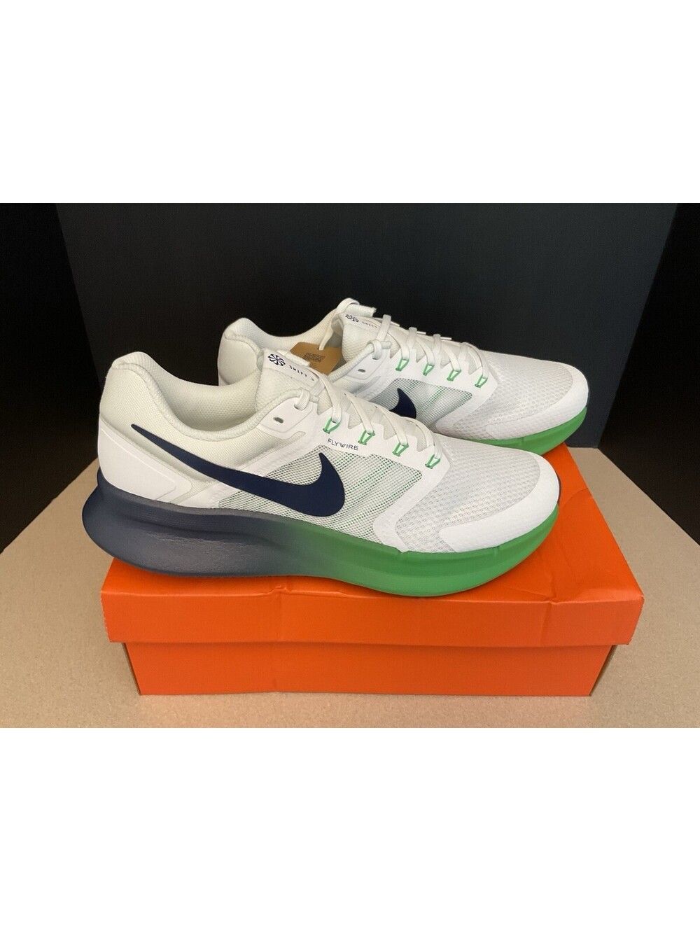 New! Mens Nike Run Swift 3 White/Midnight Navy Running Shoes. Size 12.5. Nice!!!